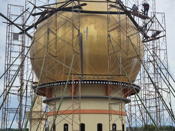 Persiapan pembongkaran kubah